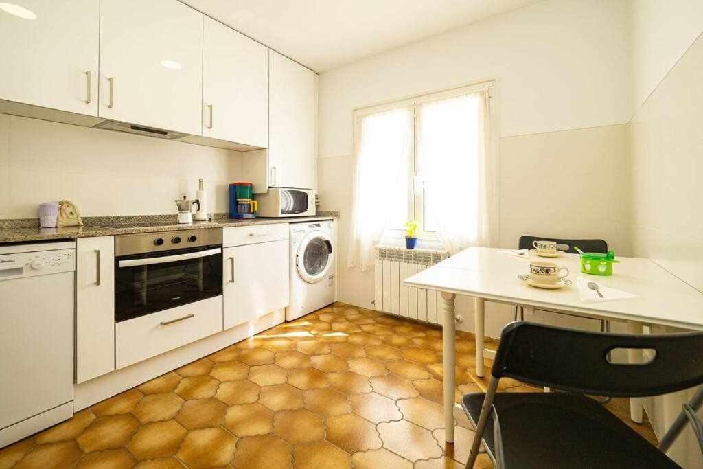 Galbana Apartamento Gijon Exterior photo